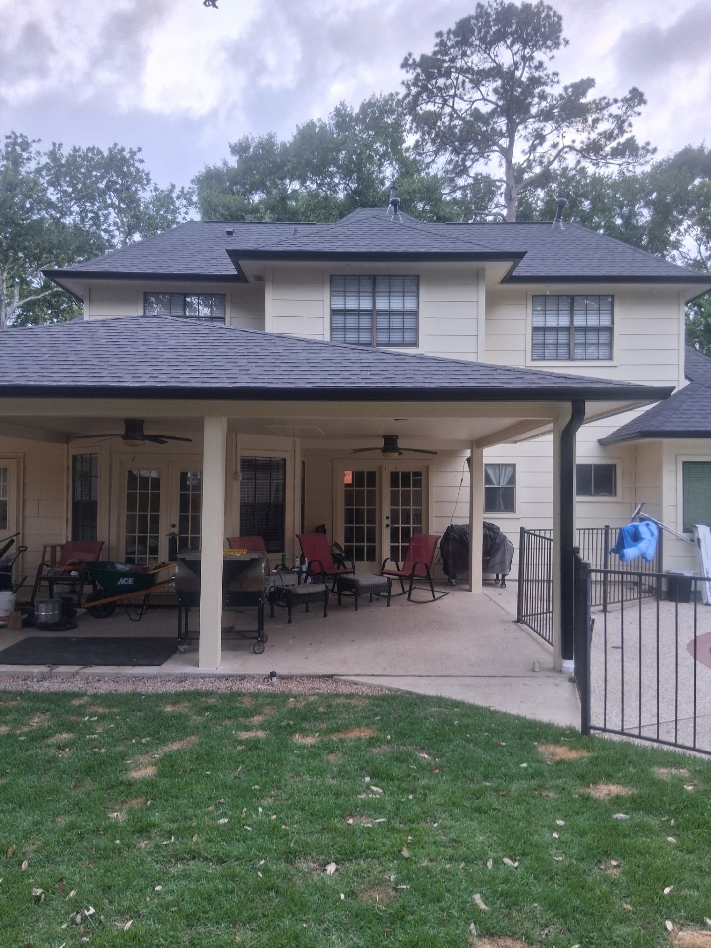Gutter replacement project in Kingwood TX